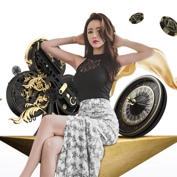 曼城生涯首冠！多纳鲁马社媒晒与冠军奖杯合影：冠军🩵